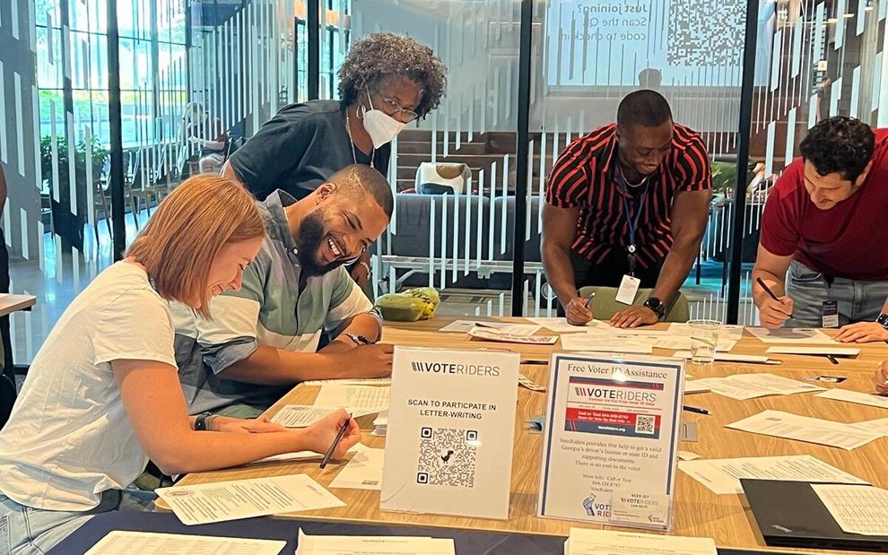 Group helps Pennsylvania residents voting ID barriers